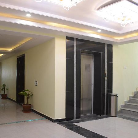 Puja Residency Hotel Varanasi Exterior foto