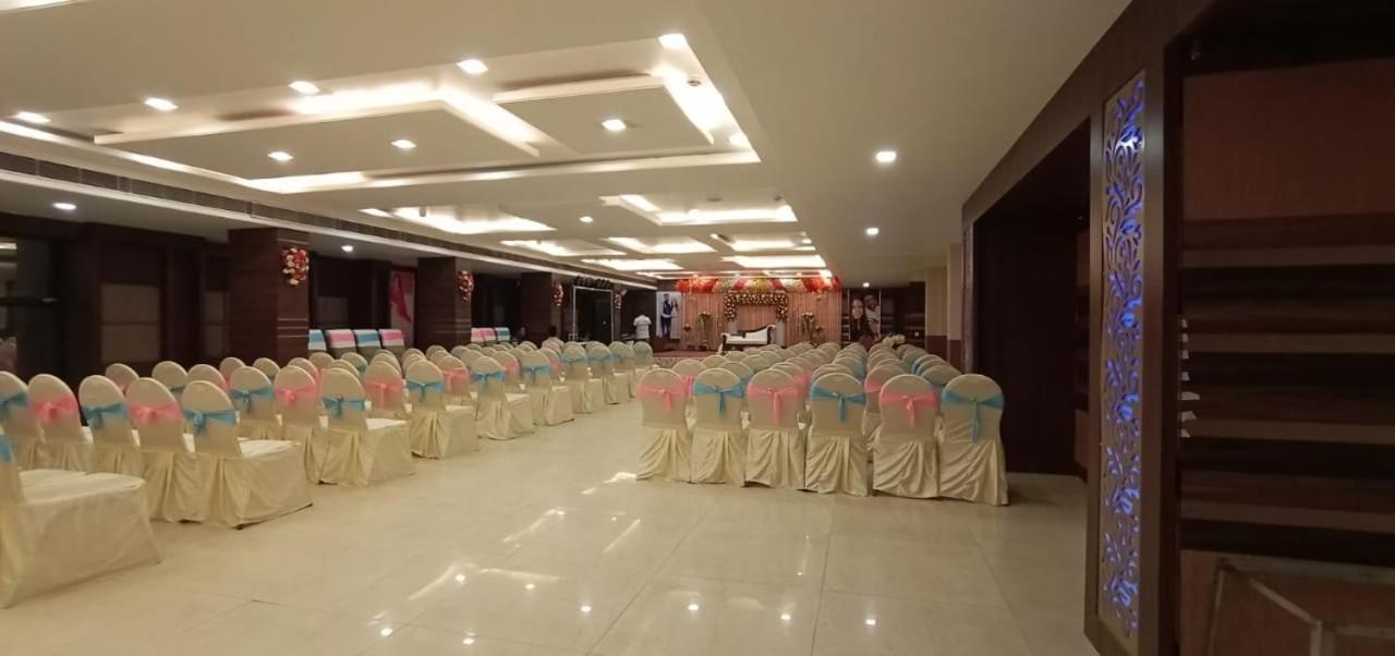 Puja Residency Hotel Varanasi Exterior foto