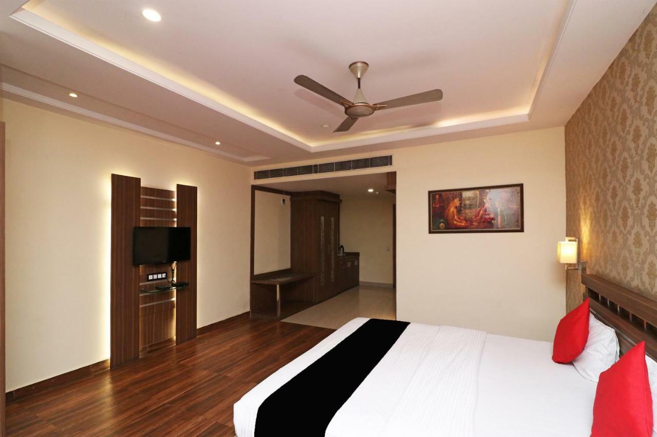 Puja Residency Hotel Varanasi Exterior foto