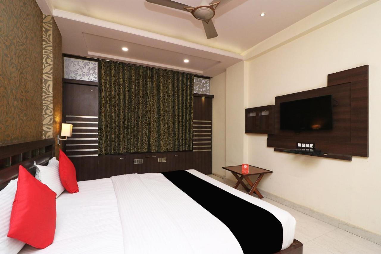 Puja Residency Hotel Varanasi Exterior foto