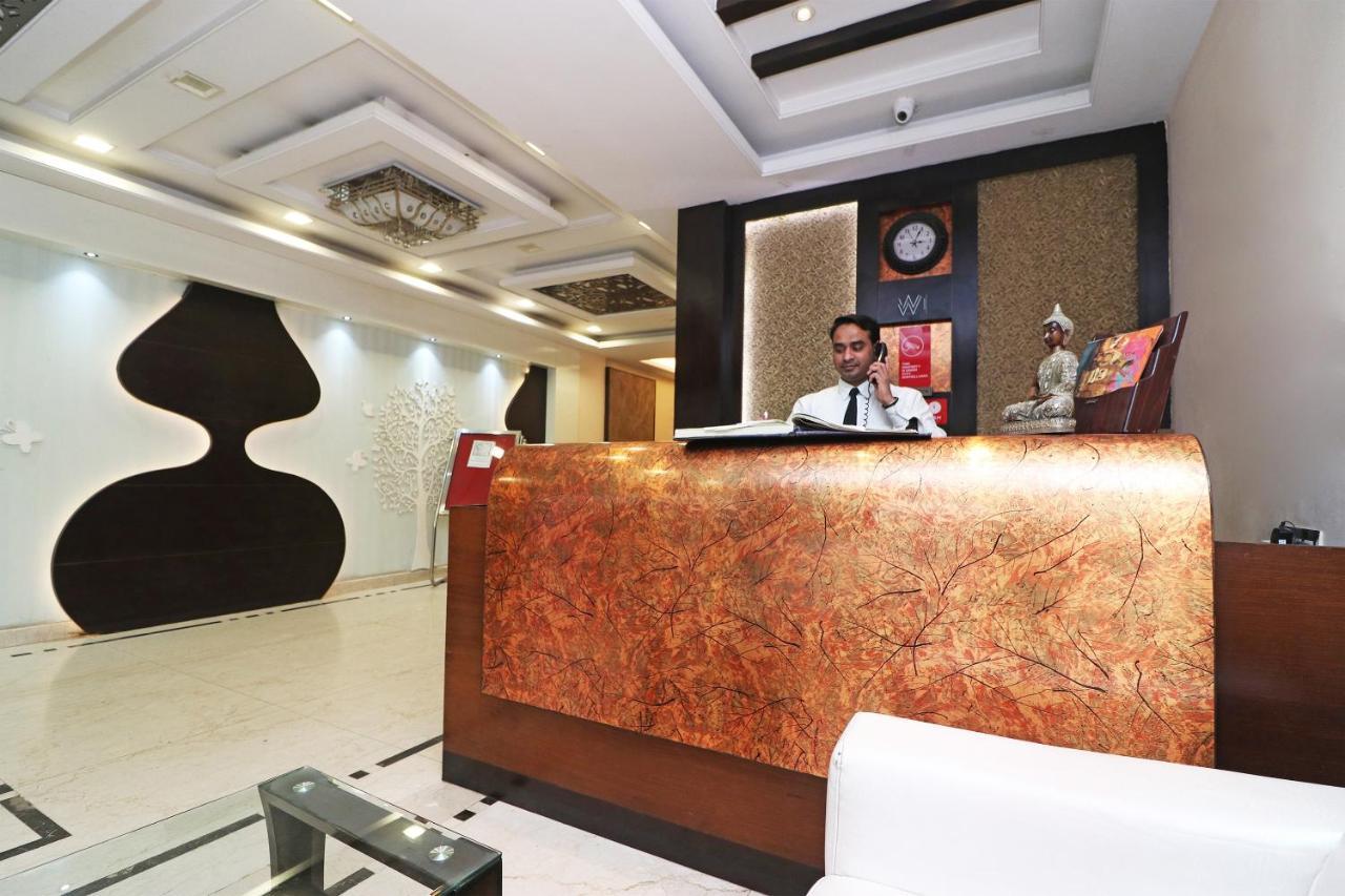 Puja Residency Hotel Varanasi Exterior foto