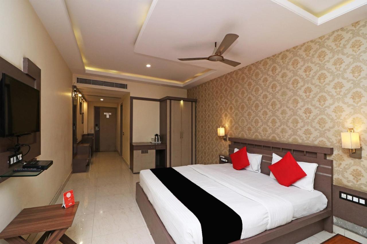 Puja Residency Hotel Varanasi Exterior foto
